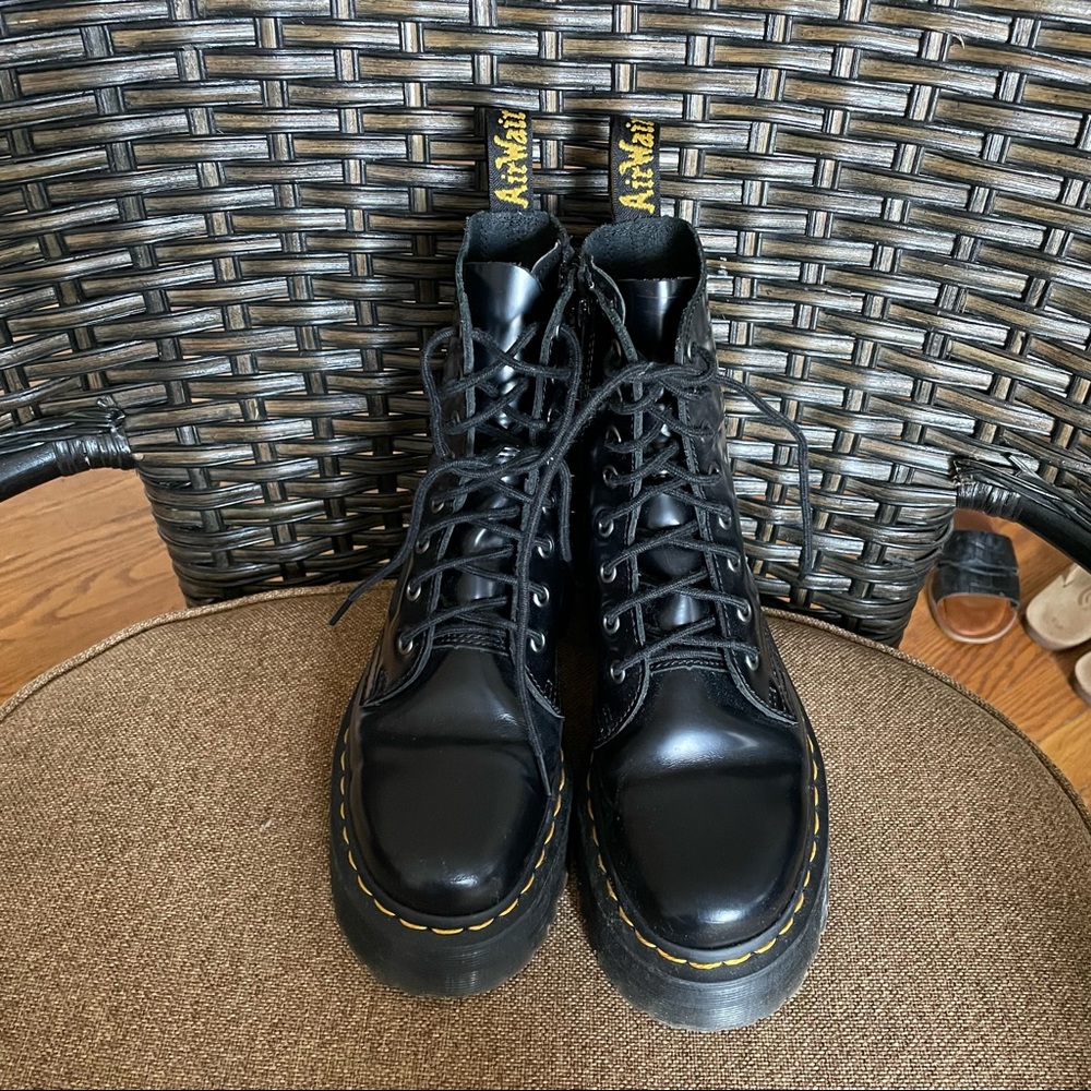 Dr. Martens Jadon